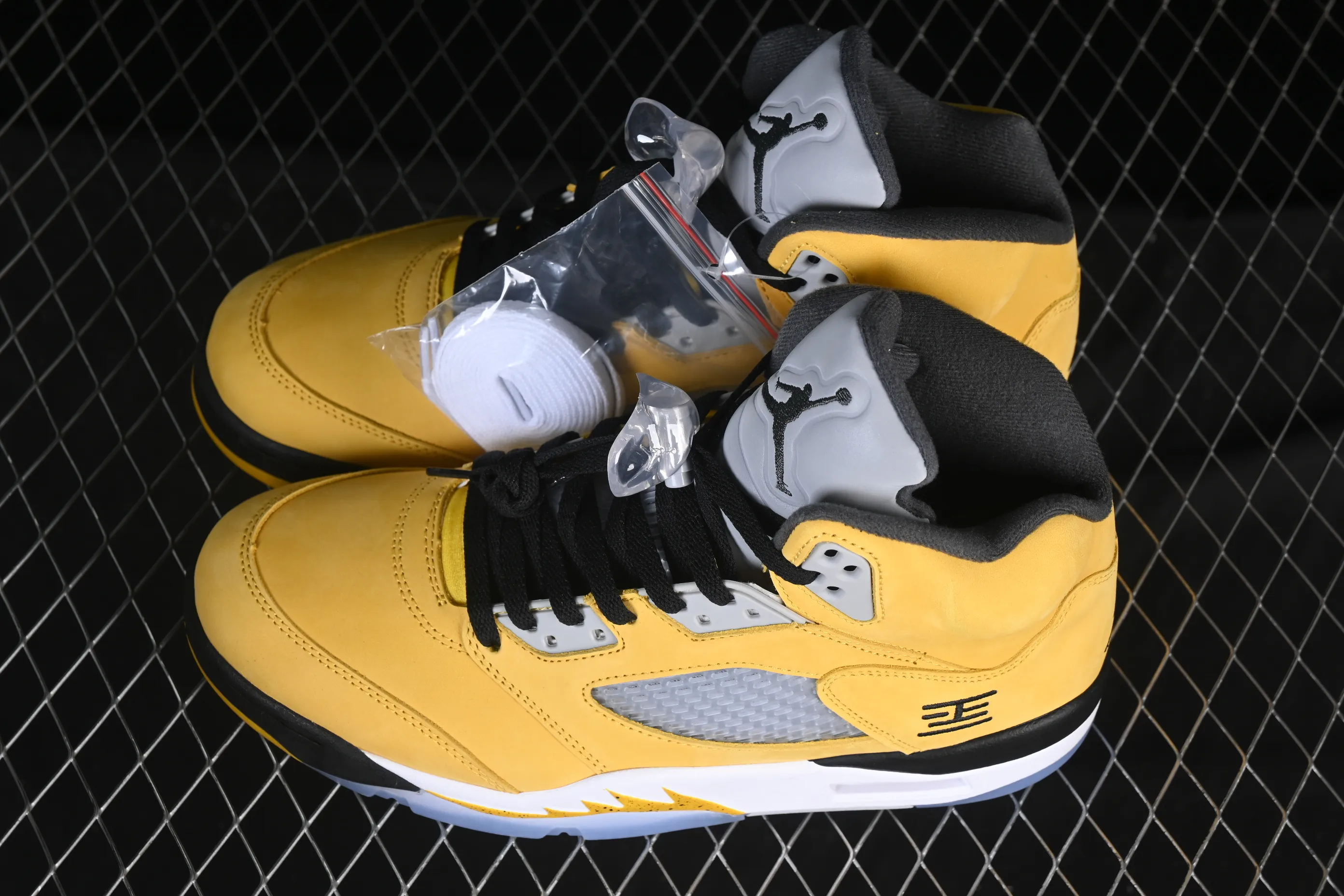 All categories Air Jordan Jordan series basketball shoes Air Jordan 5 GX foreign trade version Air Jordan 5 Retro "Tokyo" AJ5 Joe 5 Tokyo limited first layer basketball shoes IO3372-700